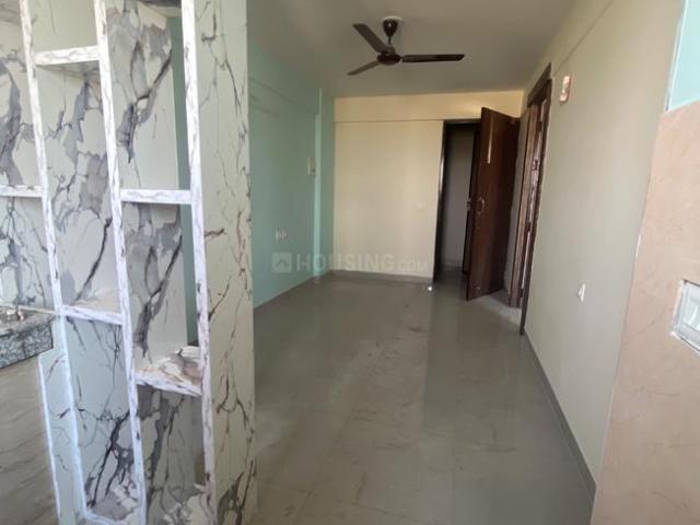 1 BHK Apartment in Wave City for rent Ghaziabad. The reference number is 20062555