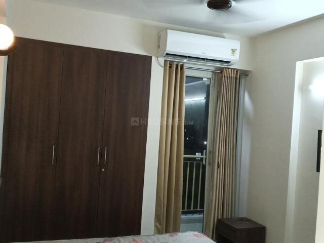 1 BHK Apartment in Wave City for rent Ghaziabad. The reference number is 20244115