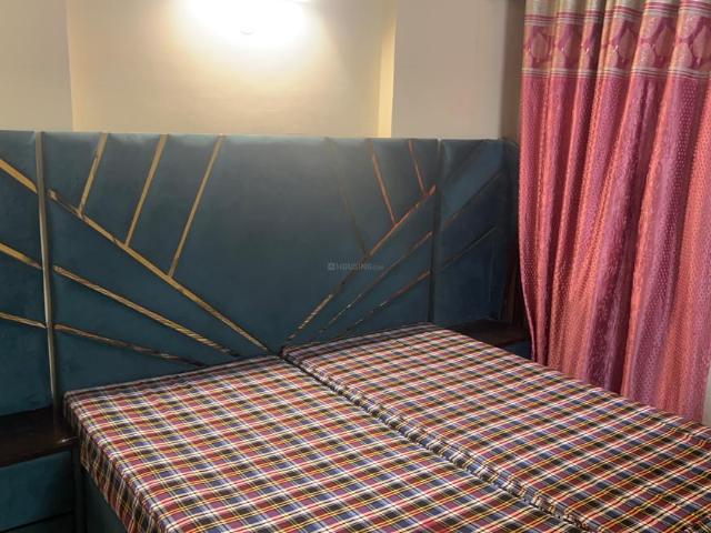1 BHK Apartment in Wave City for rent Ghaziabad. The reference number is 21285116