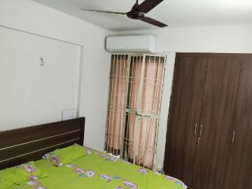 Flat for sale in Ghaziabad - Garden