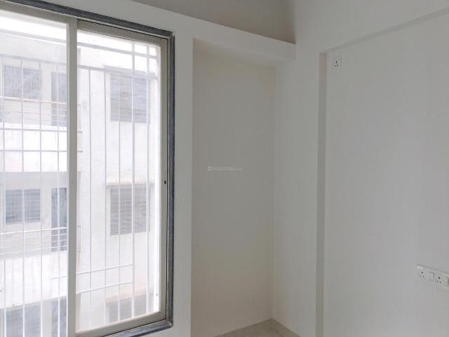 1 BHK Apartment in Wadgaon Sheri for rent Pune. The reference number is 20740505