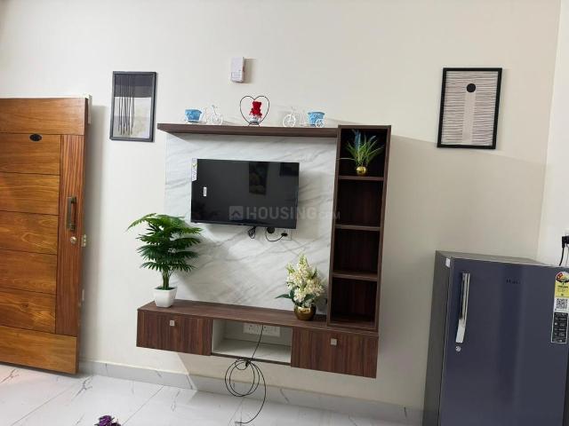 1 BHK Apartment in Whitefield for rent Bengaluru. The reference number is 20452759