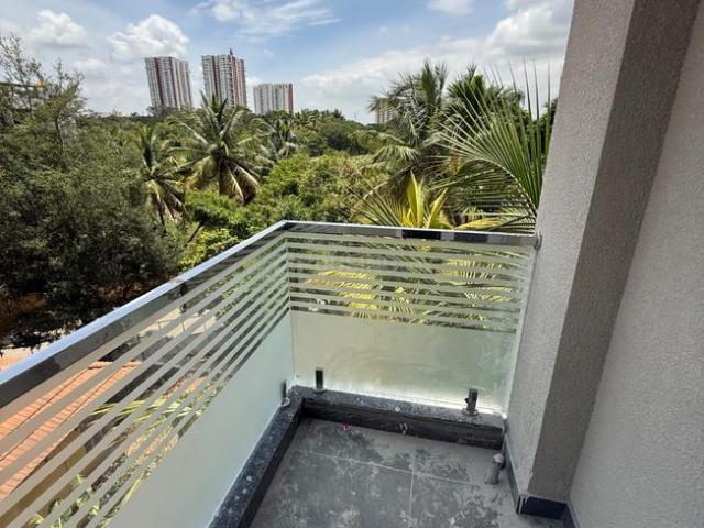 1 BHK Apartment in Whitefield for rent Bengaluru. The reference number is 21047932