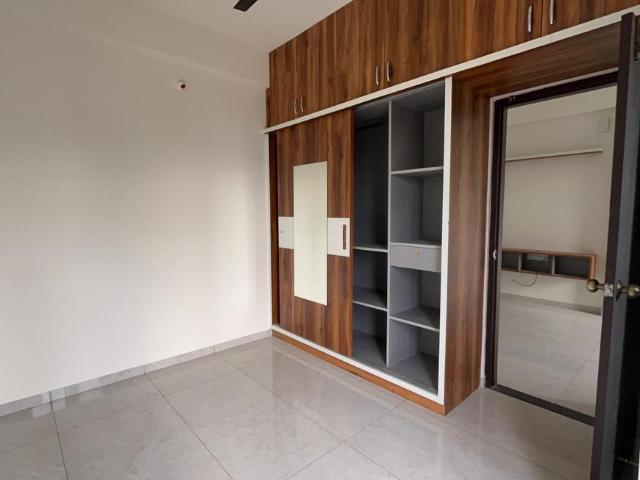 1 BHK Apartment in Whitefield for rent Bengaluru. The reference number is 21052805
