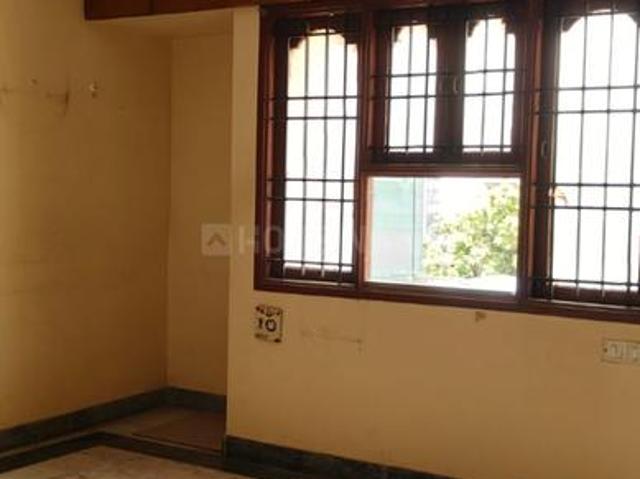 1 BHK Apartment in T Nagar for resale Chennai. The reference number is 20348341