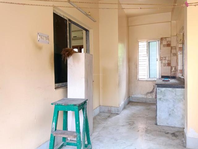 1 BHK Apartment in Tollygunge for rent Kolkata. The reference number is 21354532