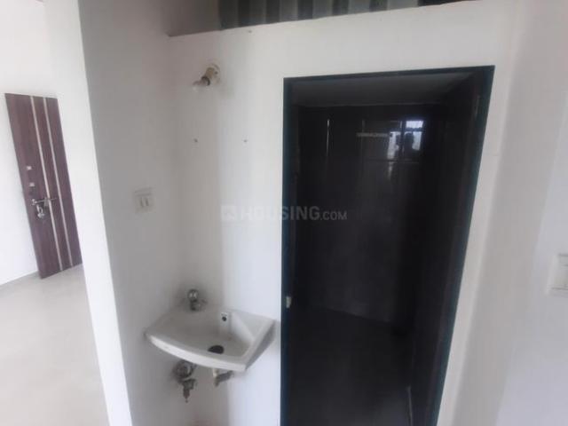 1 BHK Apartment in Thane West for rent Thane. The reference number is 20239906
