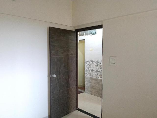 1 BHK Apartment in Thane West for rent Thane. The reference number is 20730117