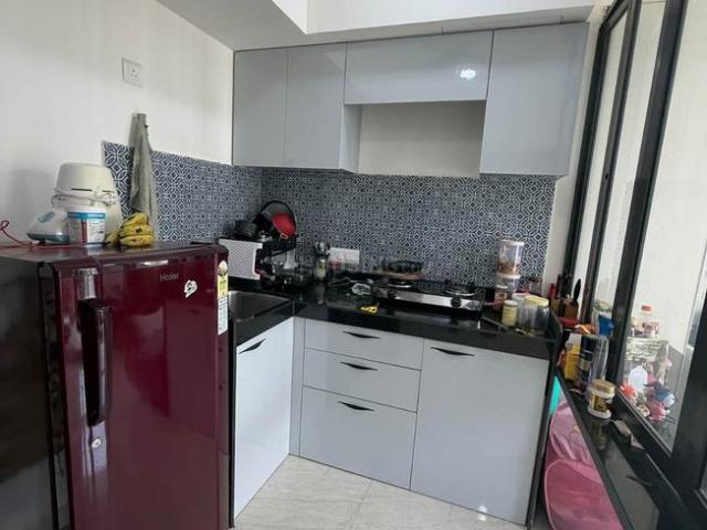 1 BHK Apartment in Thane West for rent Thane. The reference number is 21189101