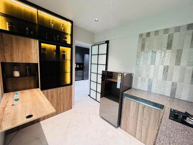 1 BHK Apartment in Thane West for resale Thane. The reference number is 17560506