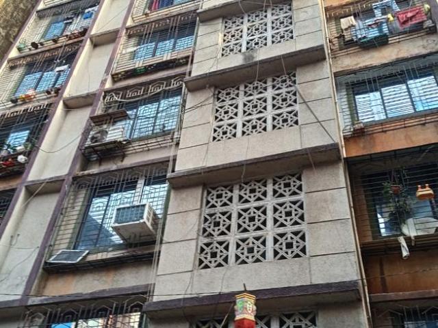 1 BHK Apartment in Thane West for resale Thane. The reference number is 10240262