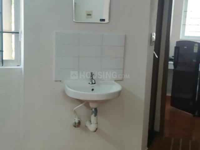 1 BHK Apartment in Thrippunithura for rent Kochi. The reference number is 20631915