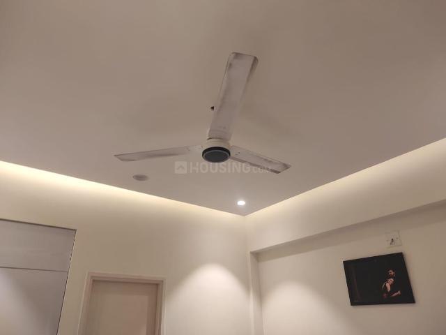 1 BHK Apartment in Ujala Circle for rent Ahmedabad. The reference number is 19064965