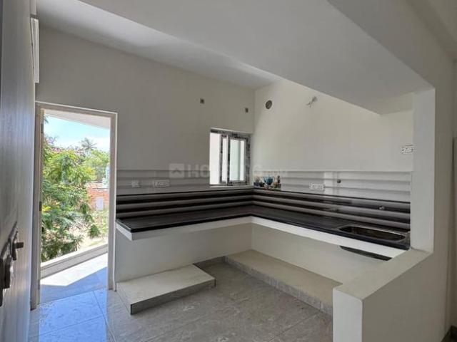 1 BHK Apartment in Urapakkam for resale Chennai. The reference number is 20711840