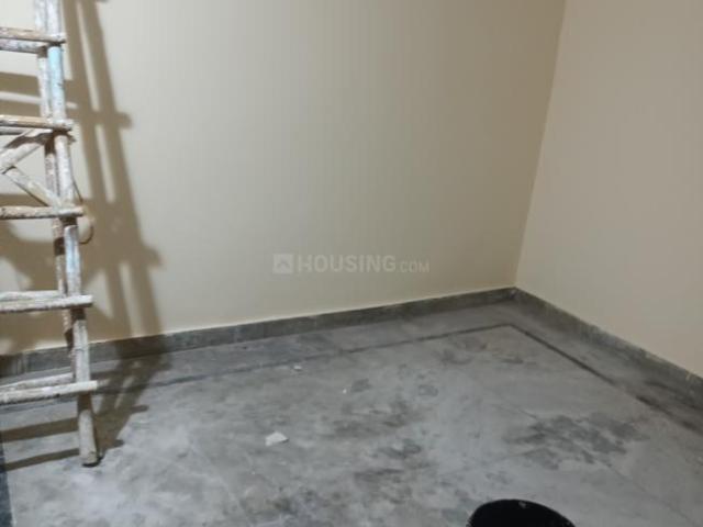 1 BHK Apartment in Uttam Nagar for rent New Delhi. The reference number is 20764385