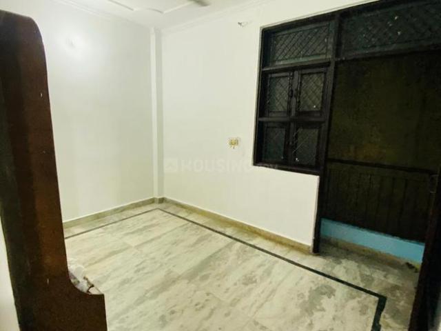 1 BHK Apartment in Uttam Nagar for rent New Delhi. The reference number is 21146975