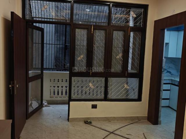1 BHK Apartment in Vaishali for resale Ghaziabad. The reference number is 18996947