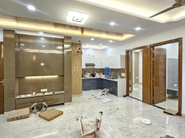 1 BHK Apartment in Vaishali for resale Ghaziabad. The reference number is 20832549