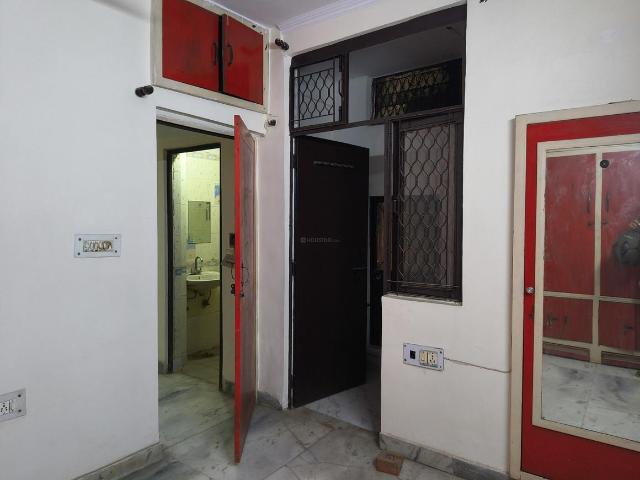 1 BHK Apartment in Vaishali for resale Ghaziabad. The reference number is 20942931