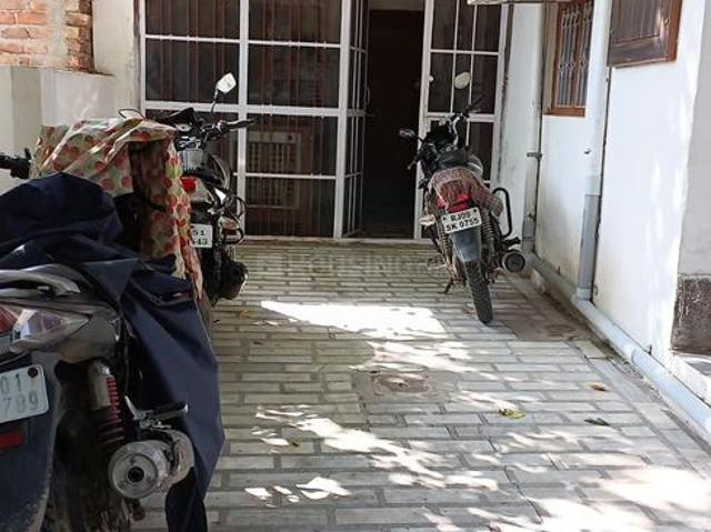 1 BHK Apartment in Vaishali Nagar for rent Ajmer. The reference number is 12837057