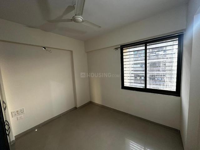 1 BHK Apartment in Vaishno Devi Circle for rent Ahmedabad. The reference number is 20860626