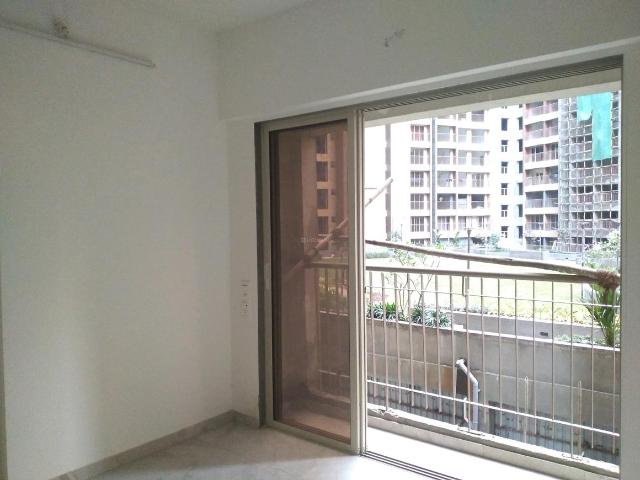 1 BHK Apartment in Vasai East for resale Vasai. The reference number is 21381372