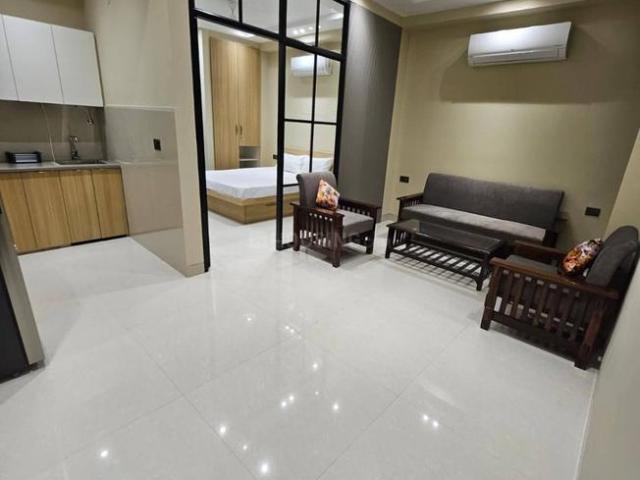 1 BHK Apartment in Vastrapur for rent Ahmedabad. The reference number is 21332331