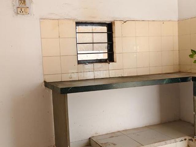 1 BHK Apartment in Vejalpur for rent Ahmedabad. The reference number is 20598807