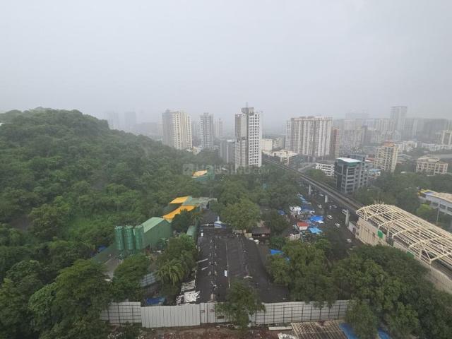 1 BHK Apartment in Vikhroli West for rent Mumbai. The reference number is 21028398