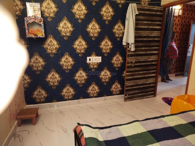 1 BHK Apartment in VIP Nagar for rent Kolkata. The reference number is 17377328