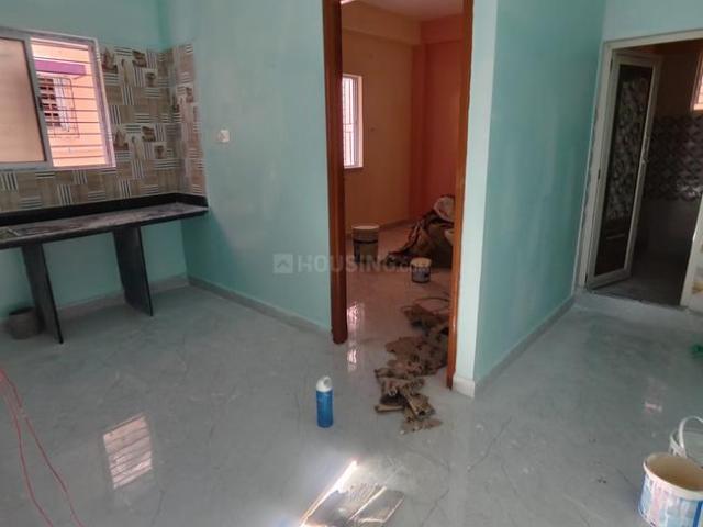 1 BHK Apartment in VIP Nagar for rent Kolkata. The reference number is 20811271