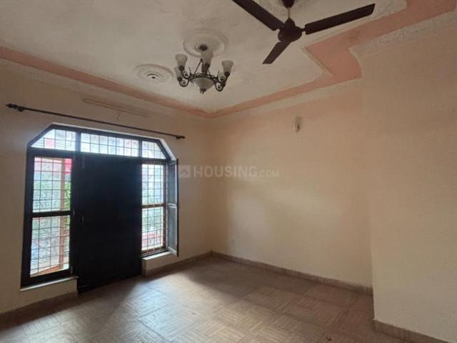 1 BHK Duplex in Canal Road for rent Dehradun. The reference number is 21359985