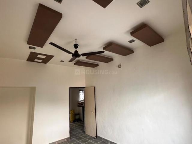 1 BHK Duplex in Manjalpur for rent Vadodara. The reference number is 21174557