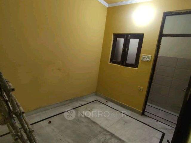 1 BHK Flat for Rent In Malka Ganj