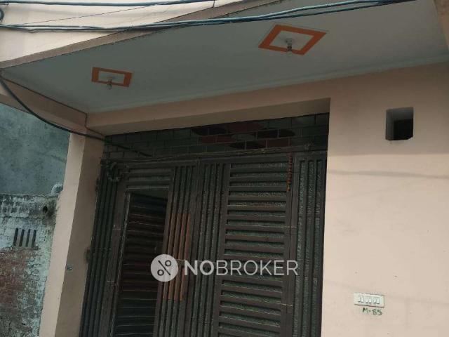1 BHK Flat for Rent In Badli Extension
