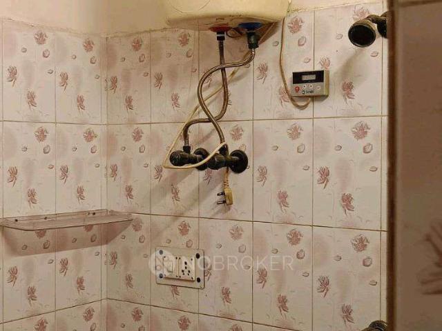 1 BHK Flat for Rent In Paschim Vihar