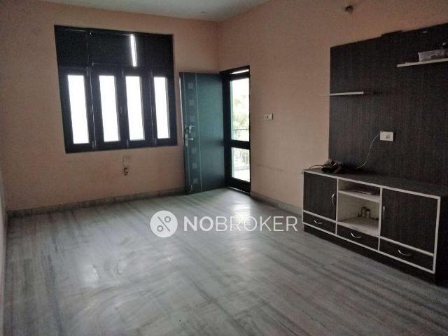 1 BHK Flat for Rent In Pitam Pura