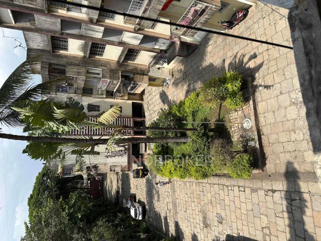 1 BHK Flat for Rent In Pritam Society Road