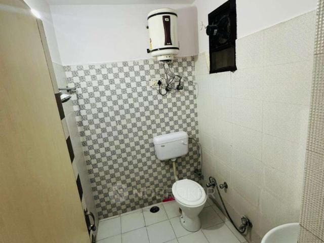 1 BHK Flat for Rent In Sector 43