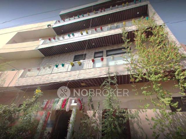 1 BHK Flat for Rent In Sector 12