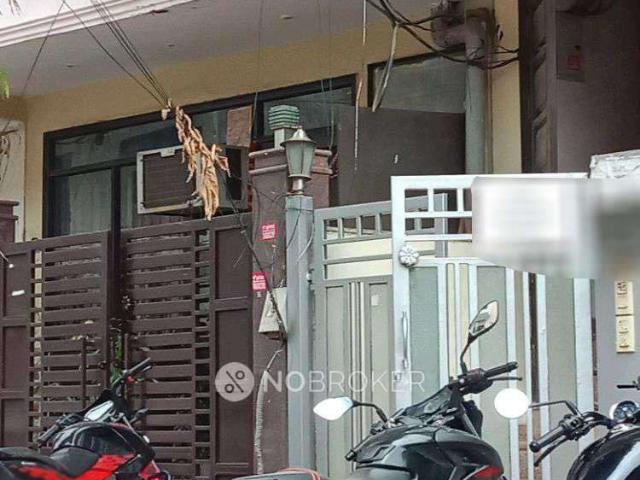 1 BHK Flat for Rent In Sector 30
