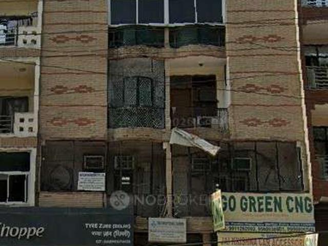 1 BHK Flat for Rent In 2, Pandav Nagar Main Road
