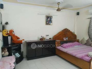 1 BHK Flat For Sale In Laxmi Nagar