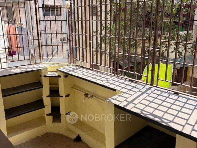 1 BHK Flat In Mullai Apartment, Thiruvanmiyur for Rent In Thiruvanmiyur