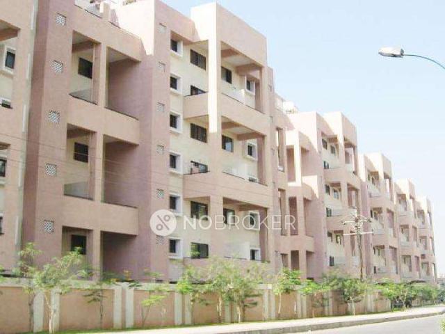 1 BHK Flat In Magarpatta City Heliconia for Rent In Hadapsa
