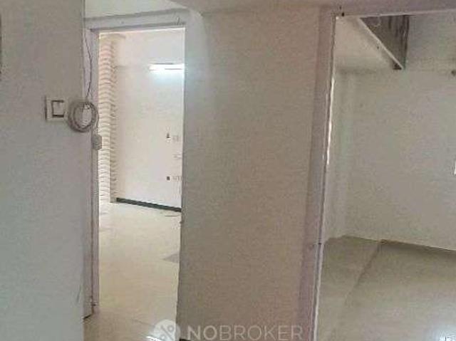 1 BHK Flat In Mathuri Apartment for Rent In Andheri East