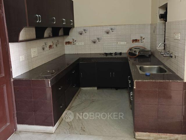 1 BHK Flat In Mayfield Garden, N block, Sector 51 for Rent In Sector 51