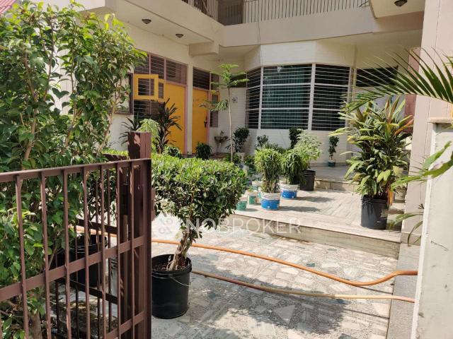 1 BHK Flat In Mohan Meakin for Rent In Vasundhara
