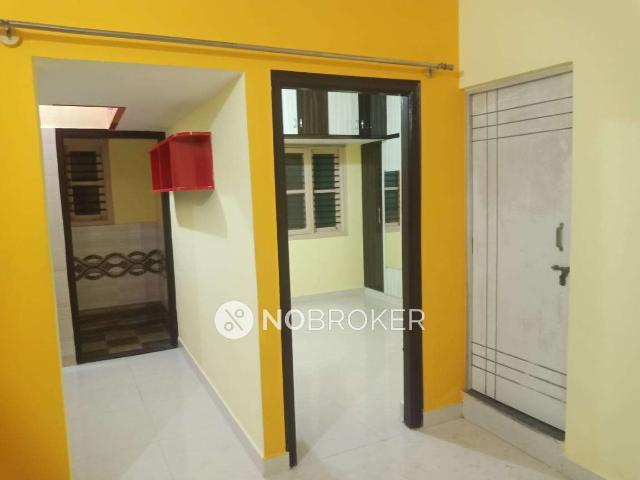1 BHK Flat In Narsimha Reddy Building for Rent In Marathaha