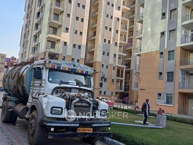 1 BHK Flat In Ninex, Rmg Residency For Sale In Sector 37c